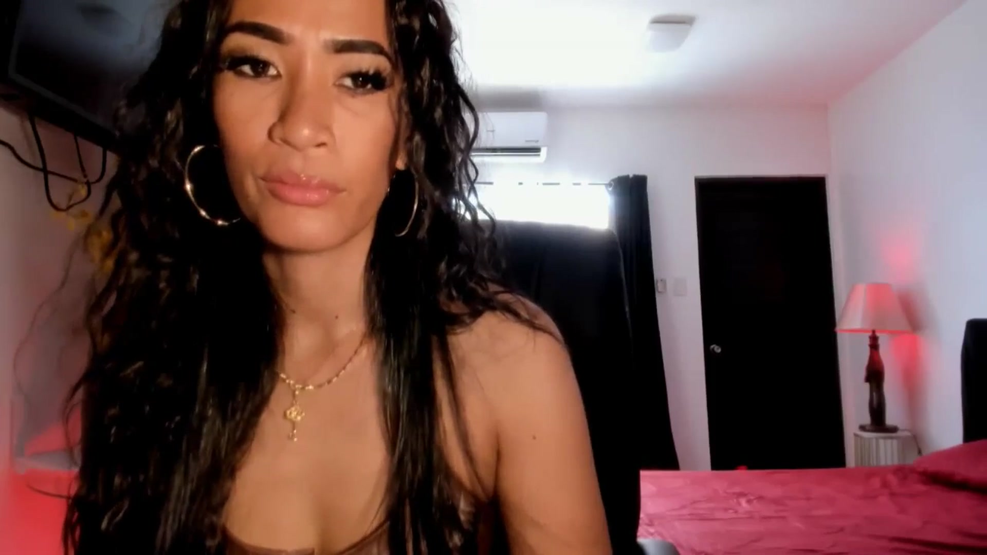 Gallery image thumbnail from AsianGoddesX's myfreecams stream on, 05/29/2025, 06:56 image 8 of 20
