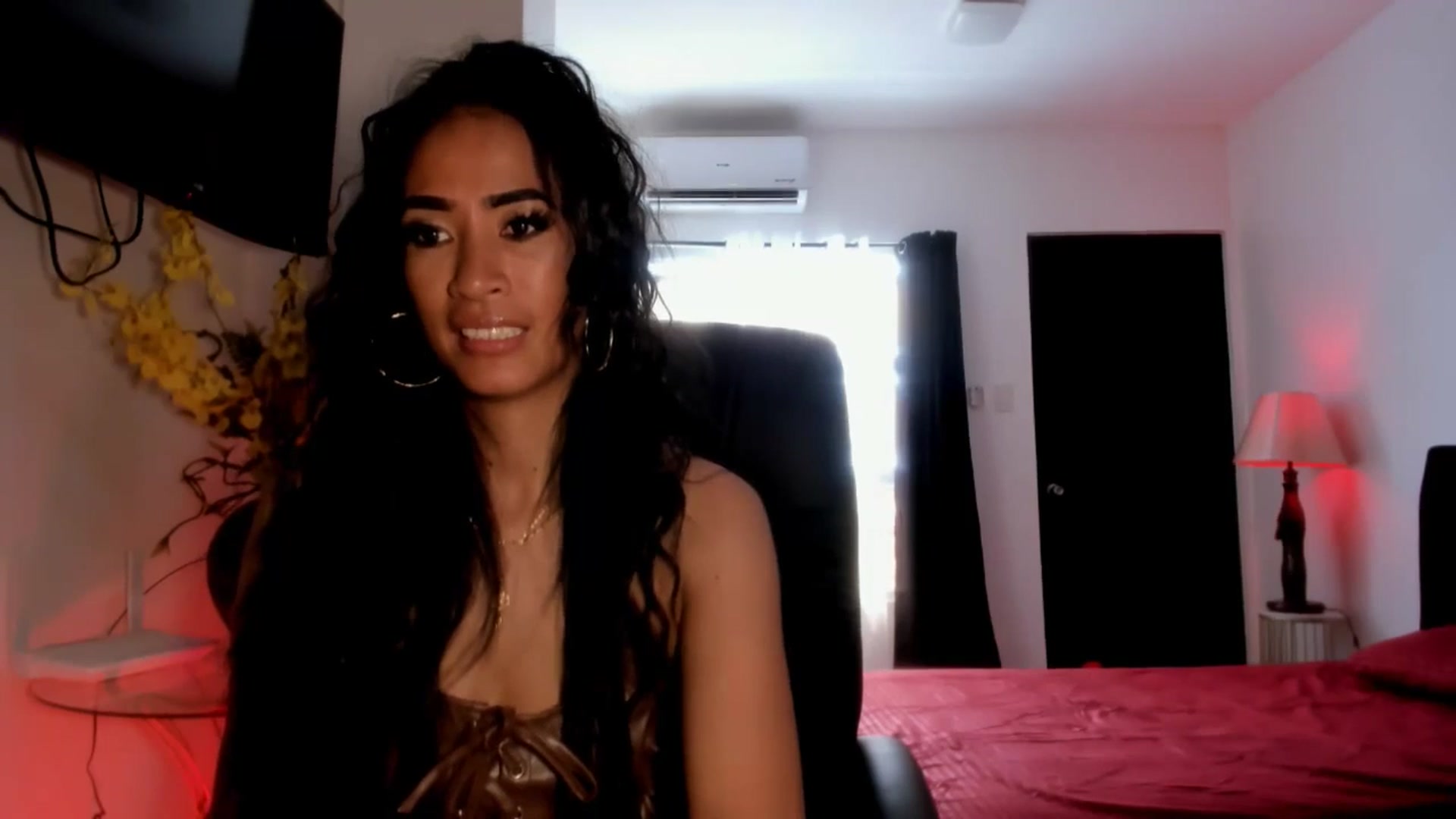 Gallery image thumbnail from AsianGoddesX's myfreecams stream on, 05/29/2025, 07:30 image 2 of 20