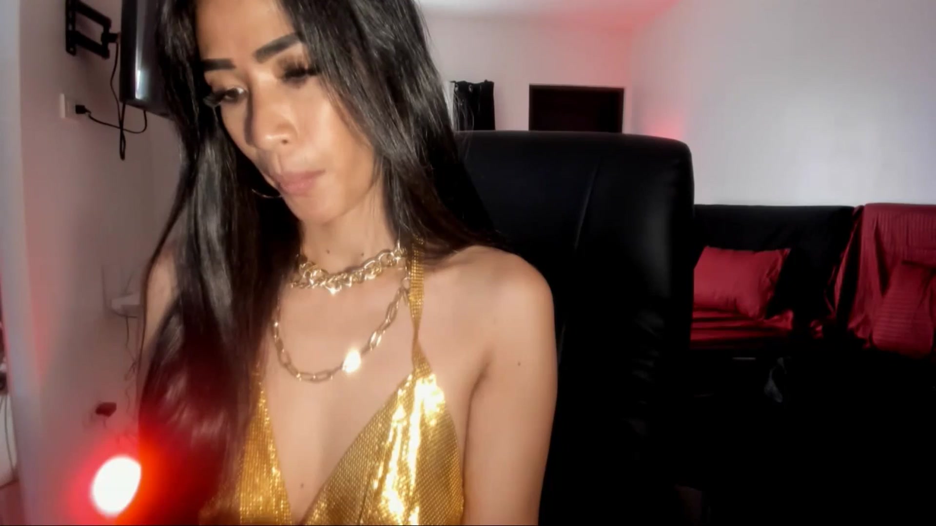 Gallery image thumbnail from AsianGoddesX's myfreecams stream on, 06/02/2025, 01:55 image 10 of 20