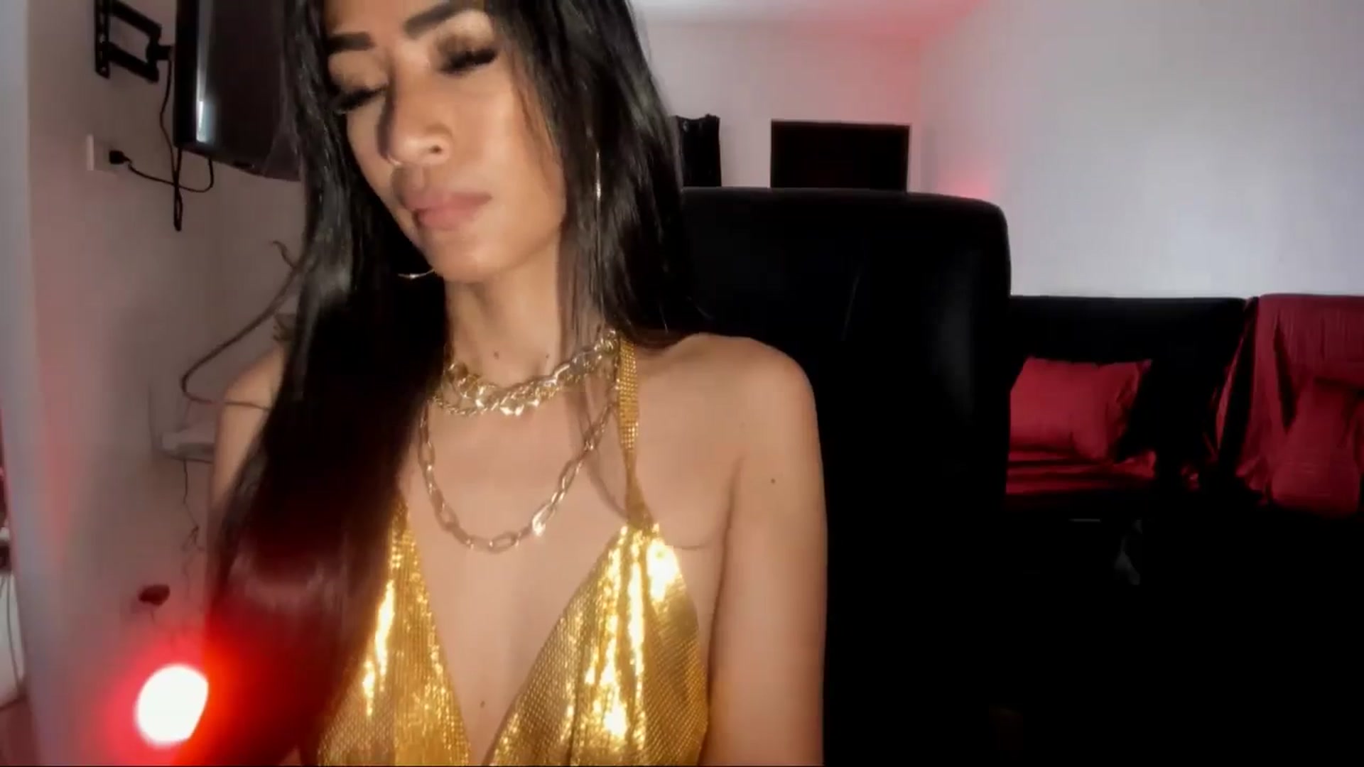 Gallery image thumbnail from AsianGoddesX's myfreecams stream on, 06/02/2025, 01:55 image 7 of 20