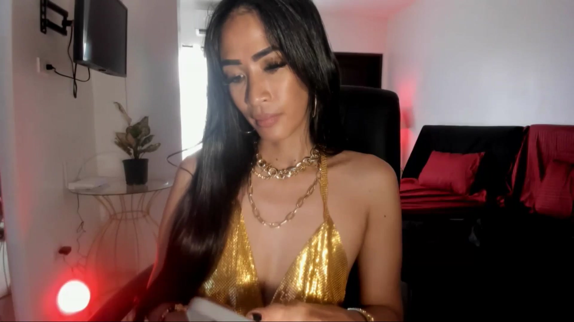 Gallery image thumbnail from AsianGoddesX's myfreecams stream on, 06/02/2025, 01:55 image 4 of 20