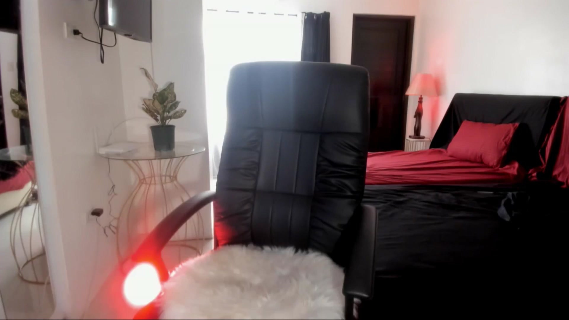 Gallery image thumbnail from AsianGoddesX's myfreecams stream on, 06/02/2025, 02:37 image 16 of 20