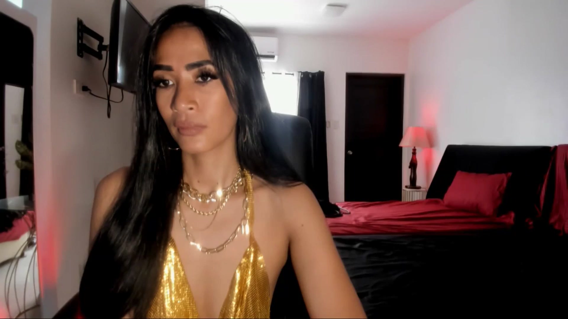 Gallery image thumbnail from AsianGoddesX's myfreecams stream on, 06/02/2025, 03:29 image 11 of 20