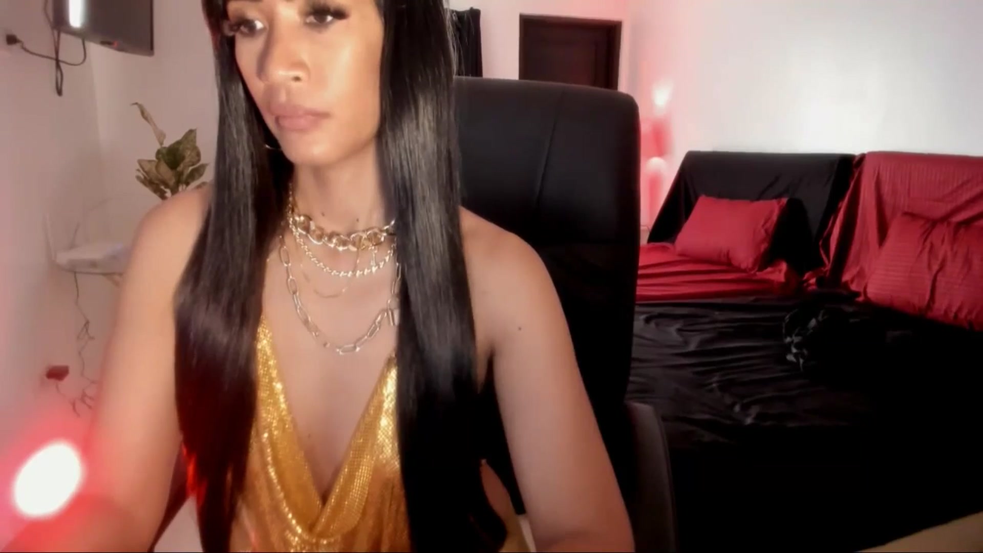 Gallery image thumbnail from AsianGoddesX's myfreecams stream on, 06/02/2025, 04:31 image 10 of 20