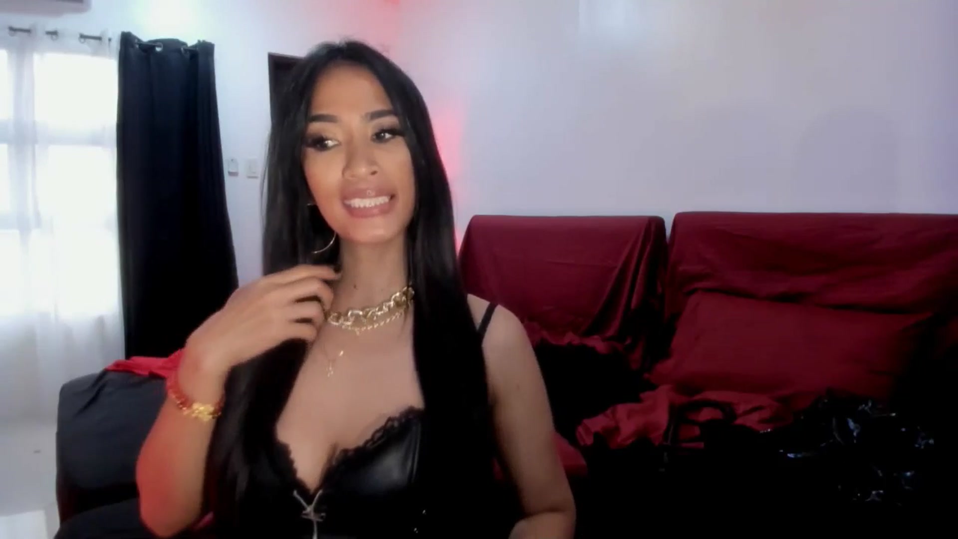 Gallery image thumbnail from AsianGoddesX's myfreecams stream on, 06/03/2025, 08:47 image 8 of 20