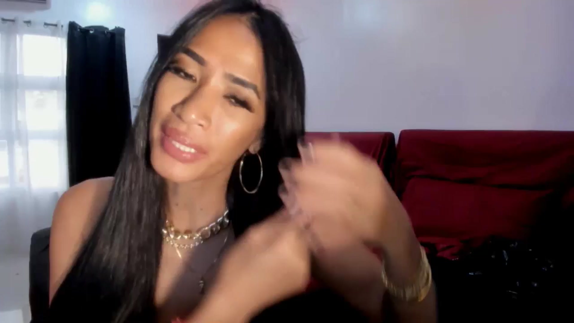 Gallery image thumbnail from AsianGoddesX's myfreecams stream on, 06/03/2025, 08:47 image 2 of 20