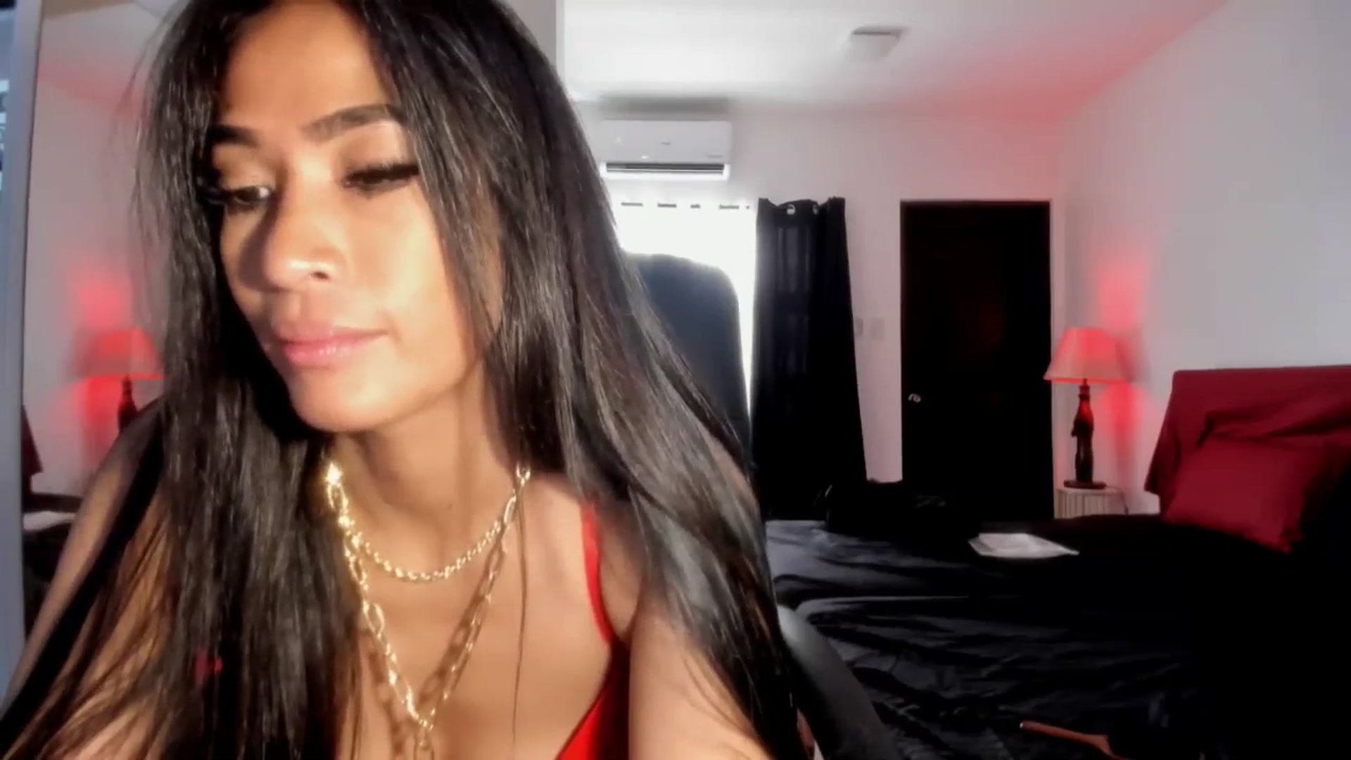 Gallery image thumbnail from AsianGoddesX's myfreecams stream on, 06/04/2025, 24:59 image 20 of 20