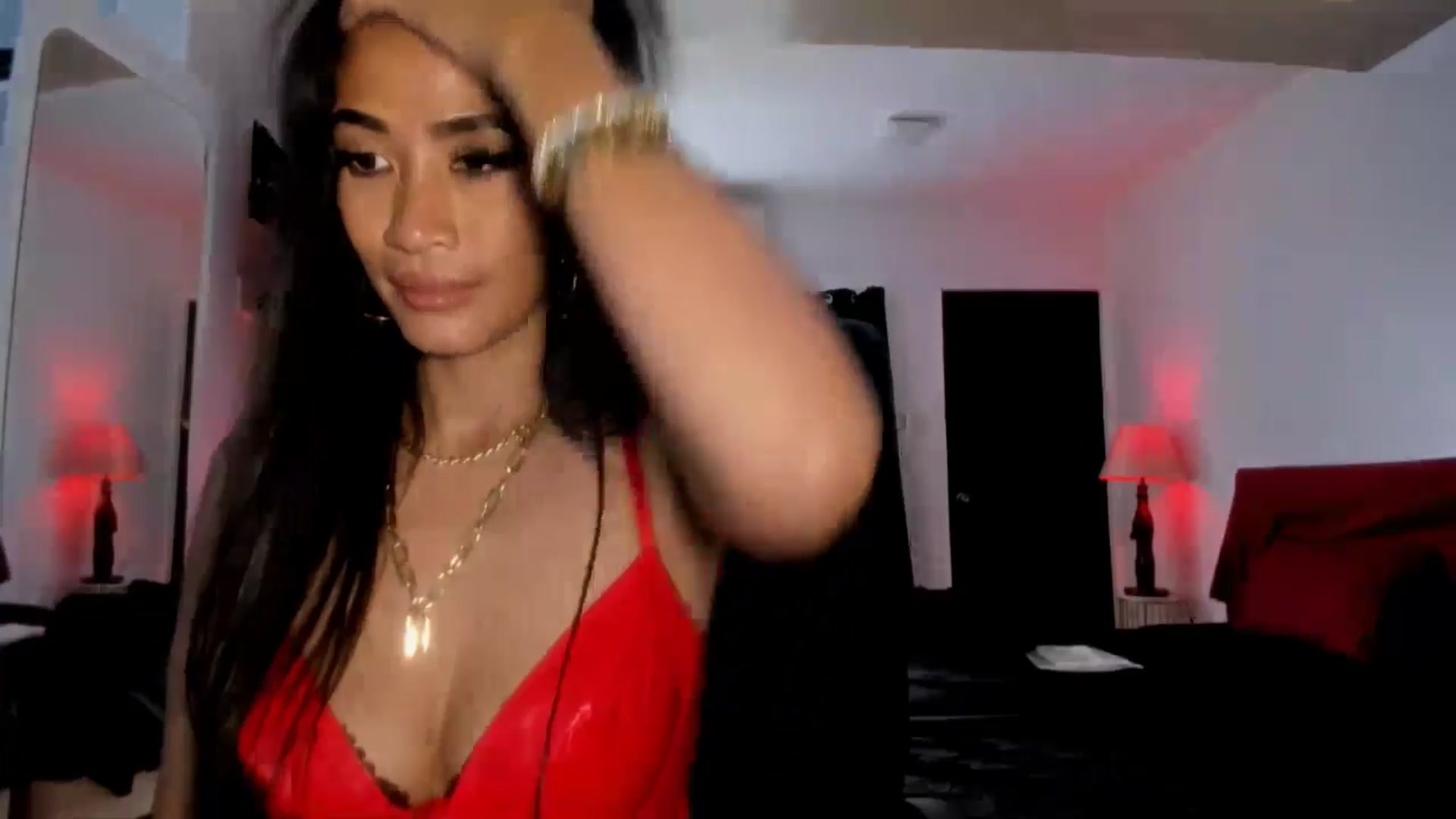 Gallery image thumbnail from AsianGoddesX's myfreecams stream on, 06/04/2025, 05:28 image 5 of 20