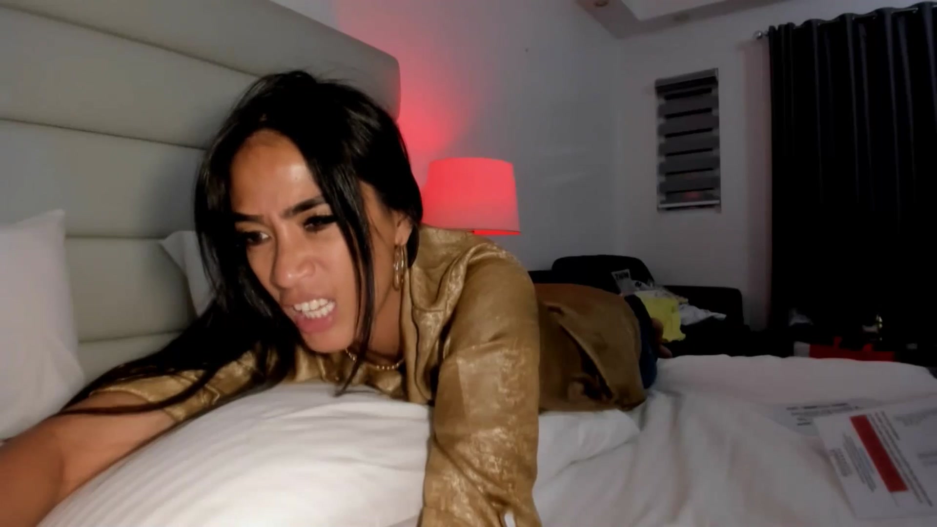 Gallery image thumbnail from AsianGoddesX's myfreecams stream on, 06/05/2025, 12:41 image 15 of 20