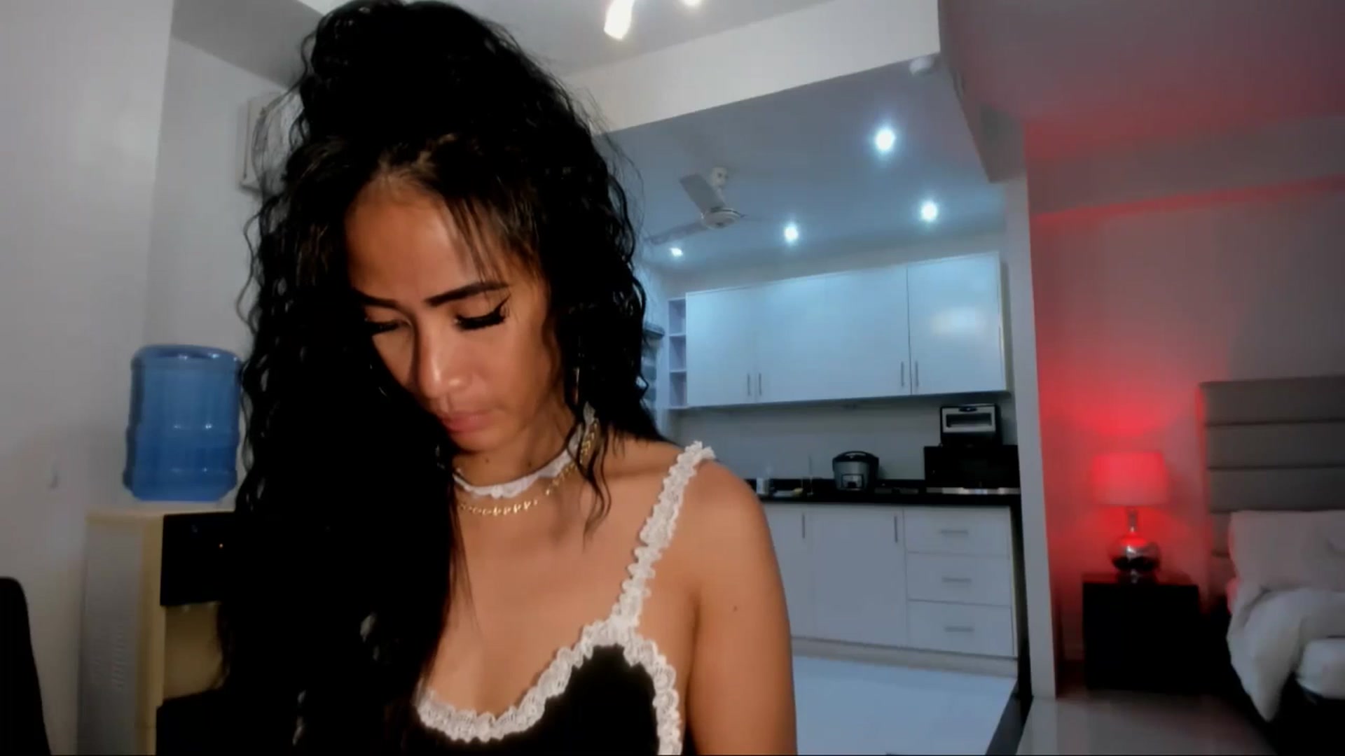 Gallery image thumbnail from AsianGoddesX's myfreecams stream on, 06/06/2025, 03:00 image 11 of 20