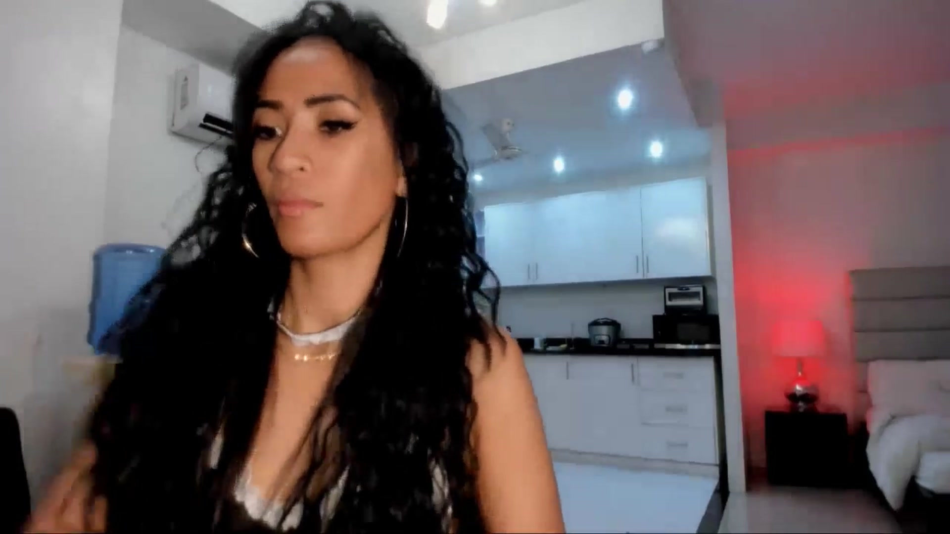 Gallery image thumbnail from AsianGoddesX's myfreecams stream on, 06/06/2025, 03:00 image 6 of 20