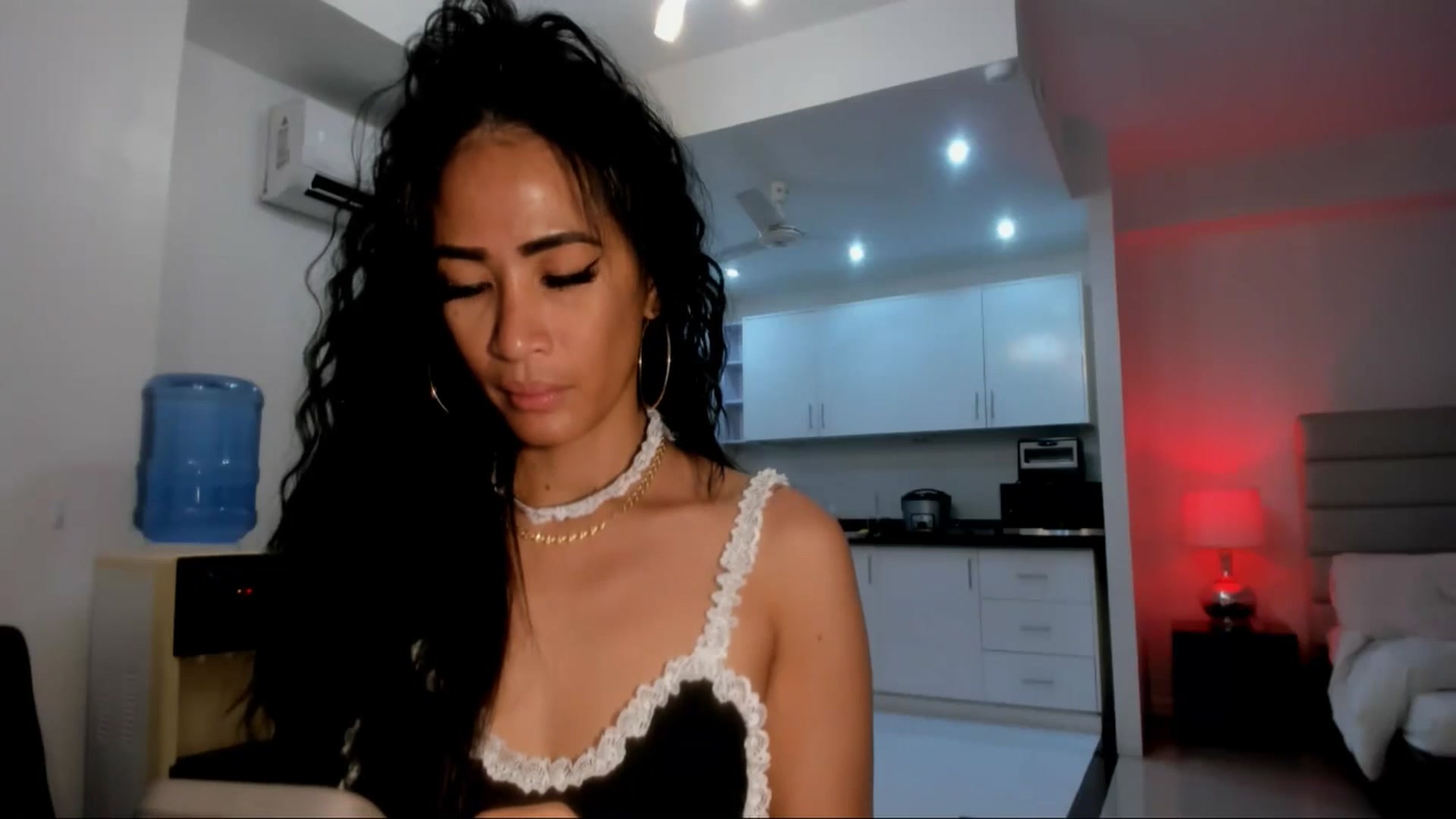 Gallery image thumbnail from AsianGoddesX's myfreecams stream on, 06/06/2025, 03:00 image 9 of 20