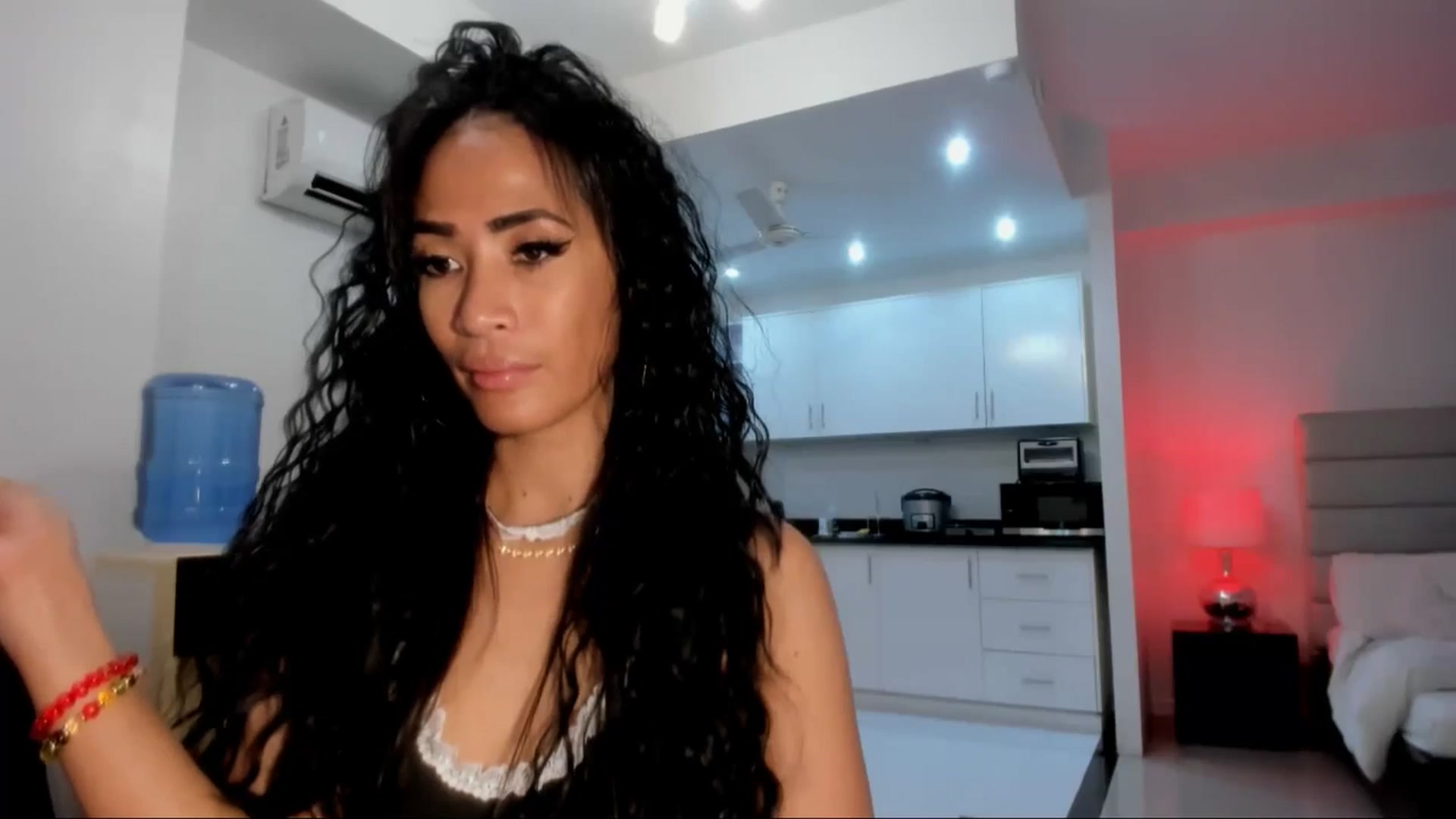 Gallery image thumbnail from AsianGoddesX's myfreecams stream on, 06/06/2025, 03:00 image 5 of 20