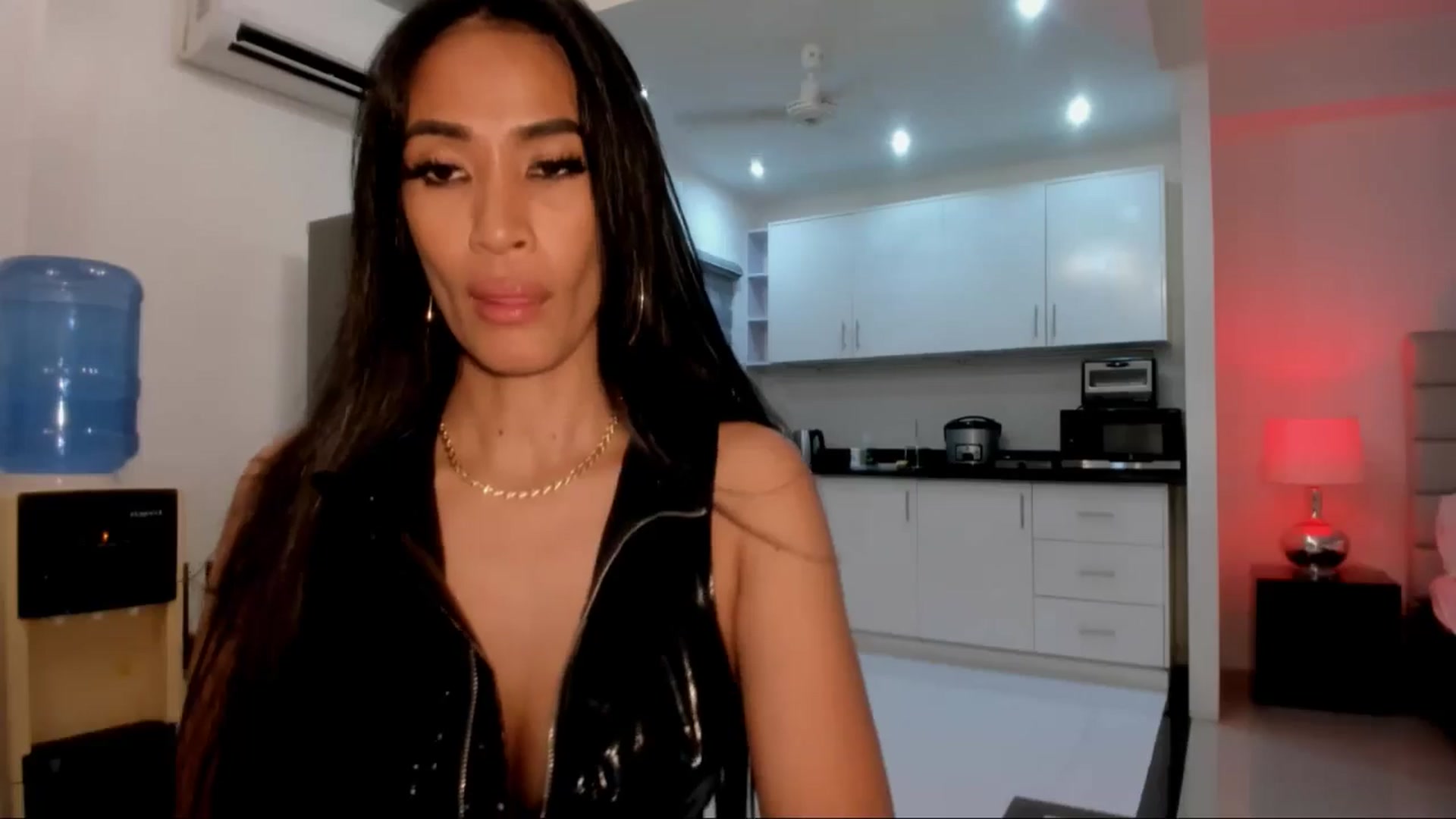 Gallery image thumbnail from AsianGoddesX's myfreecams stream on, 06/07/2025, 08:46 image 15 of 20