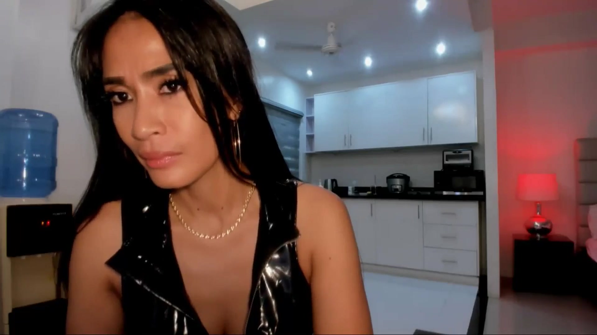 Gallery image thumbnail from AsianGoddesX's myfreecams stream on, 06/07/2025, 08:46 image 19 of 20