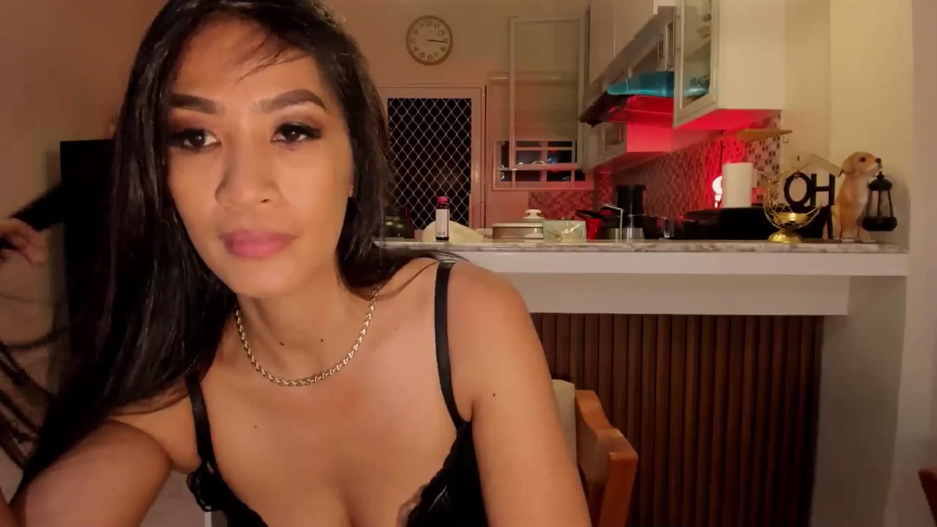 Gallery image thumbnail from AsianLoverXXX's myfreecams stream on, 11/01/2024, 12:56 image 17 of 20
