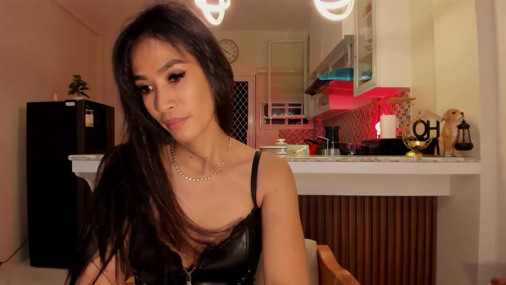 Gallery image thumbnail from AsianLoverXXX's myfreecams stream on, 11/01/2024, 12:56 image 1 of 20
