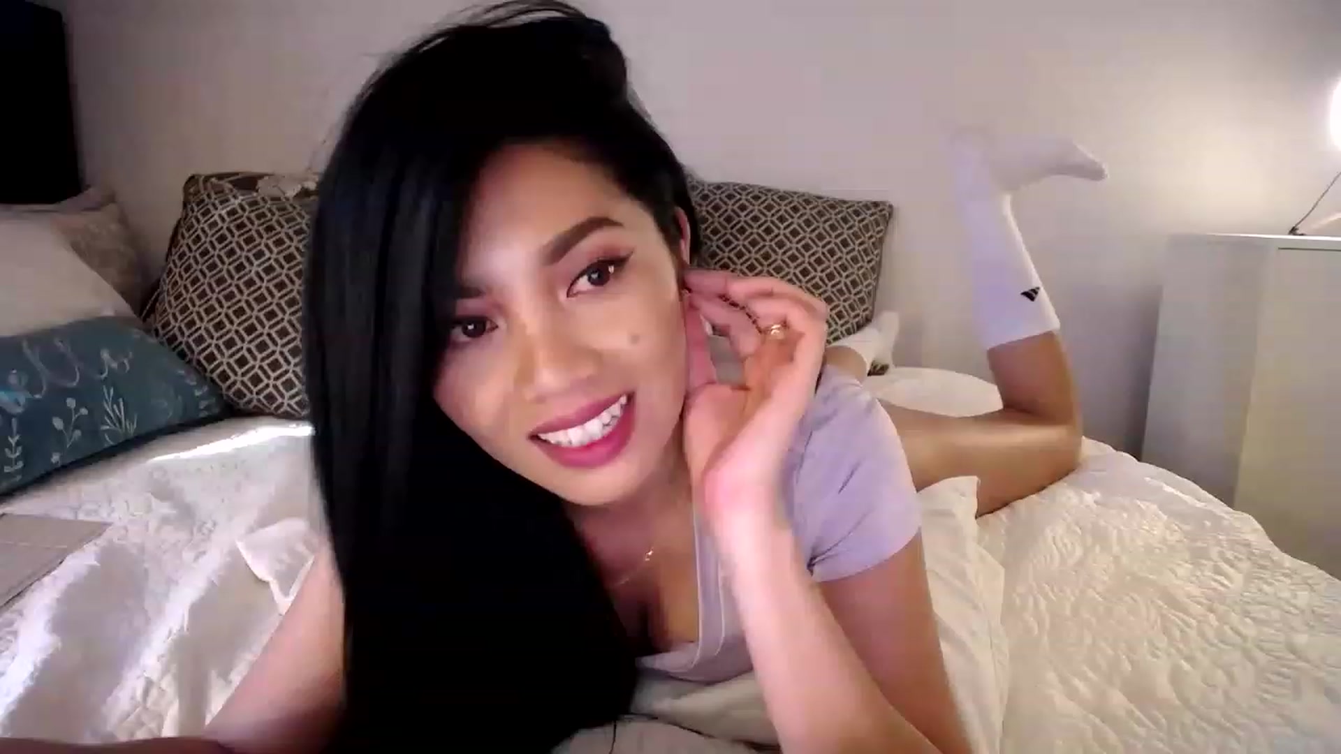 Gallery image thumbnail from AsianLuv_4U's myfreecams stream on, 11/14/2022, 19:55 image 19 of 20