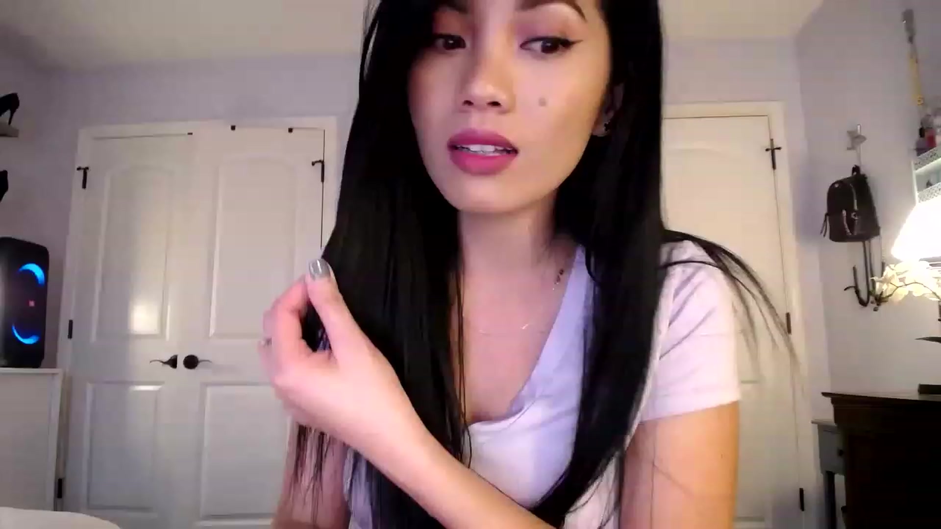 Gallery image thumbnail from AsianLuv_4U's myfreecams stream on, 11/14/2022, 19:55 image 7 of 20