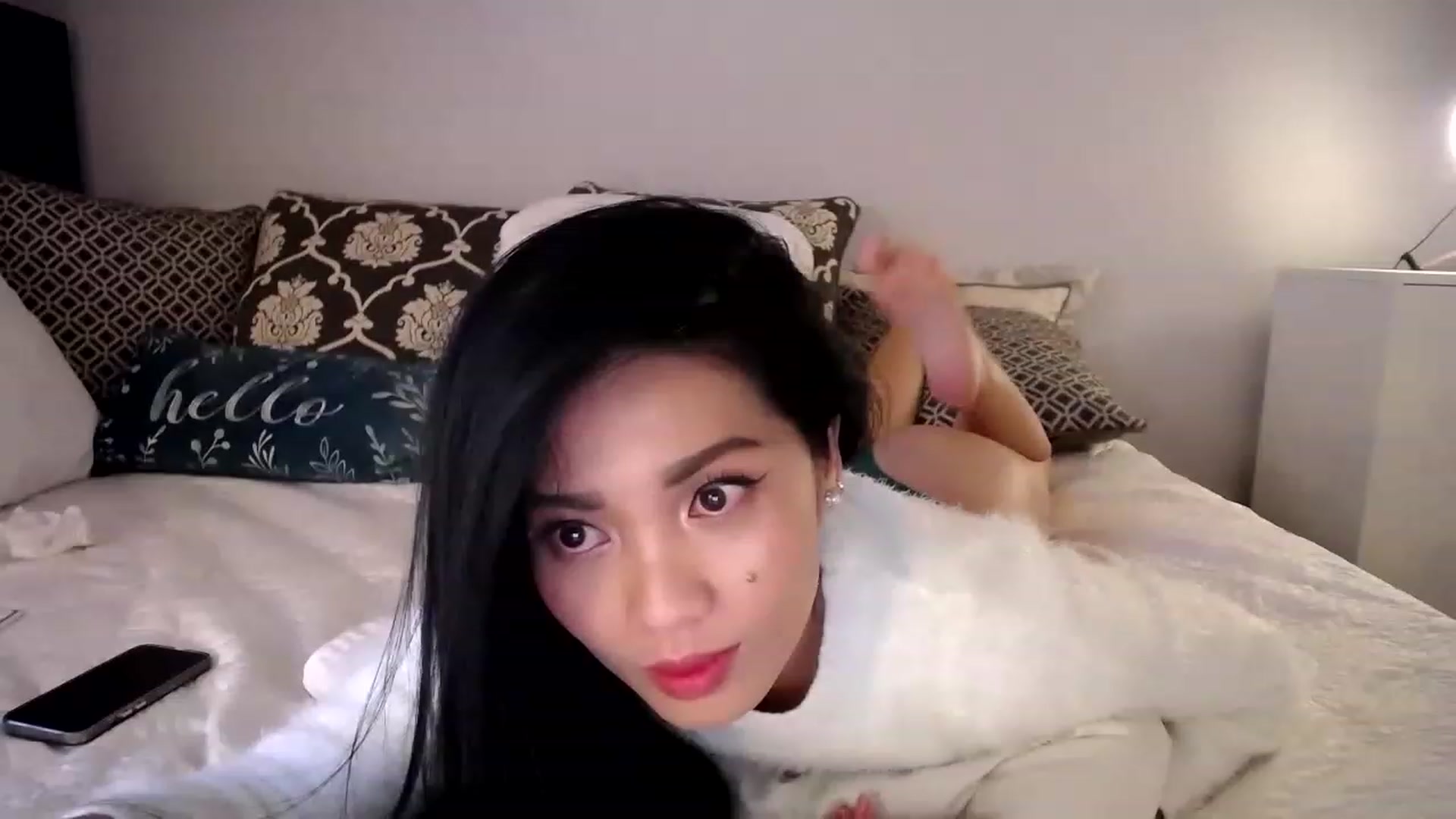 Gallery image thumbnail from AsianLuv_4U's myfreecams stream on, 02/20/2023, 18:07 image 2 of 20
