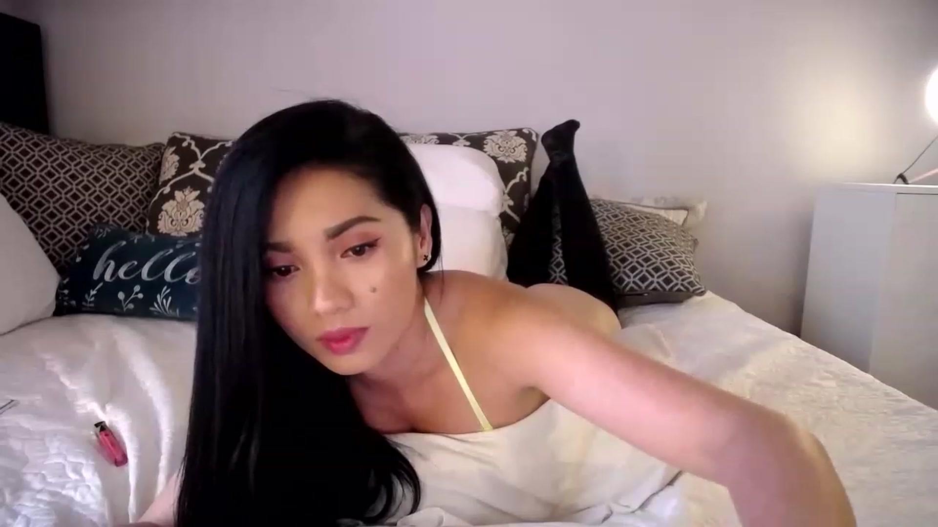 Gallery image thumbnail from AsianLuv_4U's myfreecams stream on, 02/23/2023, 19:35 image 20 of 20