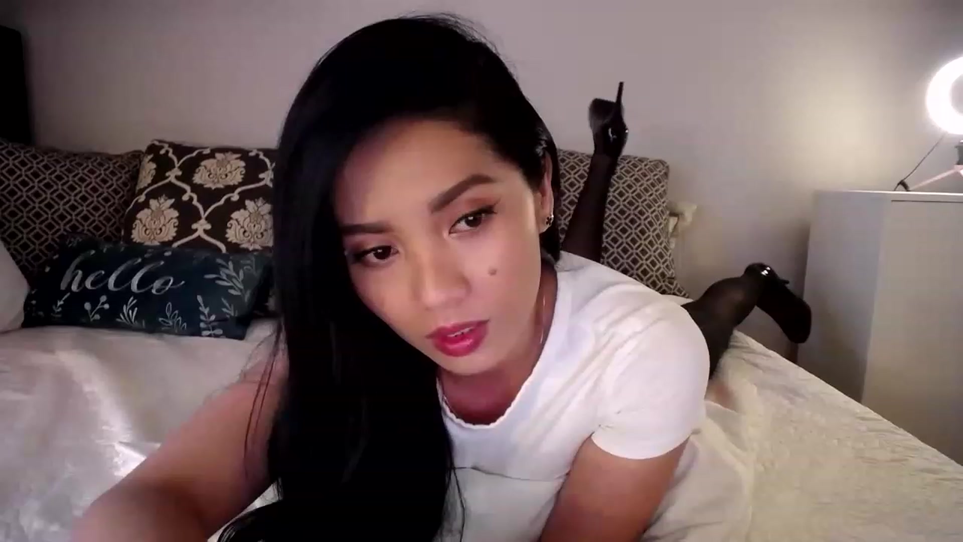 Gallery image thumbnail from AsianLuv_4U's myfreecams stream on, 02/24/2023, 18:40 image 7 of 20