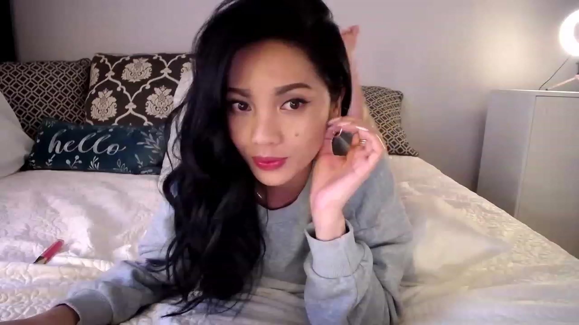 Gallery image thumbnail from AsianLuv_4U's myfreecams stream on, 03/17/2023, 18:44 image 19 of 20