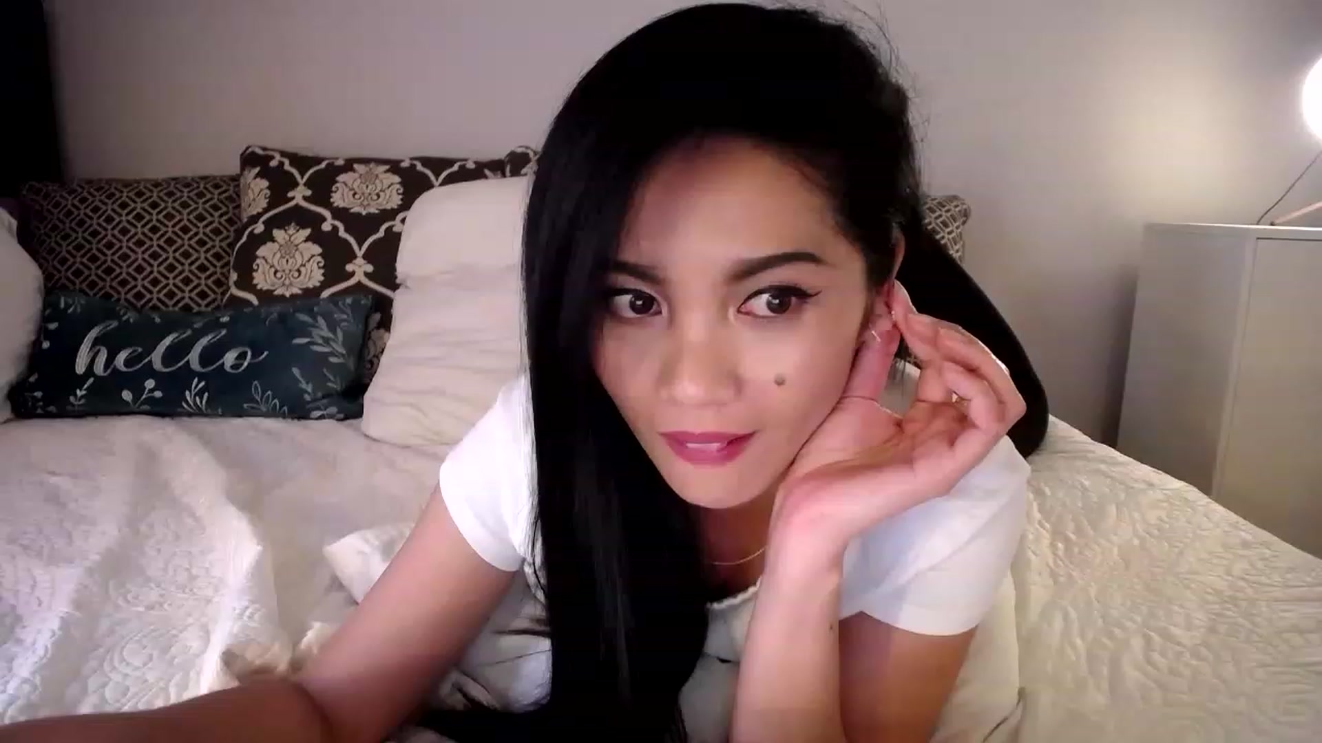Gallery image thumbnail from AsianLuv_4U's myfreecams stream on, 04/30/2023, 19:23 image 20 of 20
