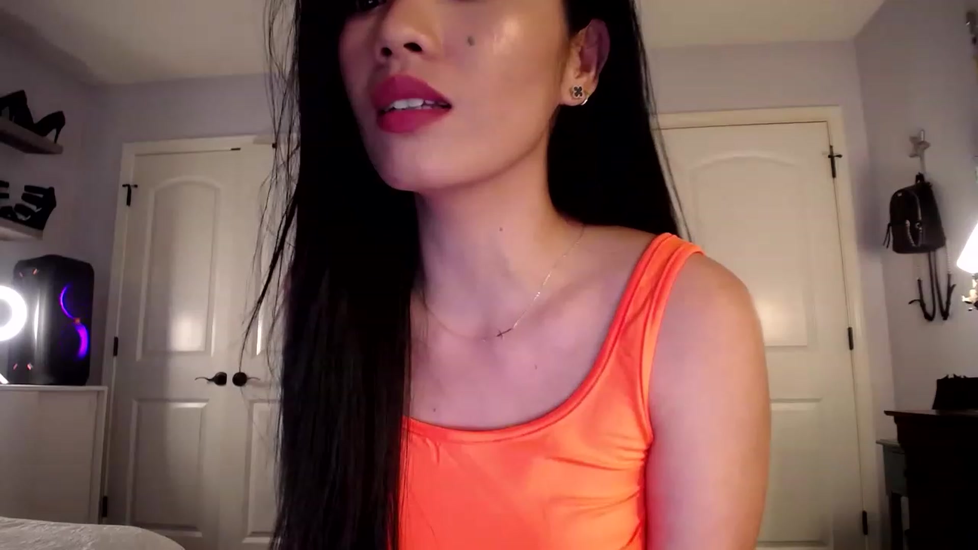 Gallery image thumbnail from AsianLuv_4U's myfreecams stream on, 05/11/2023, 16:59 image 10 of 20