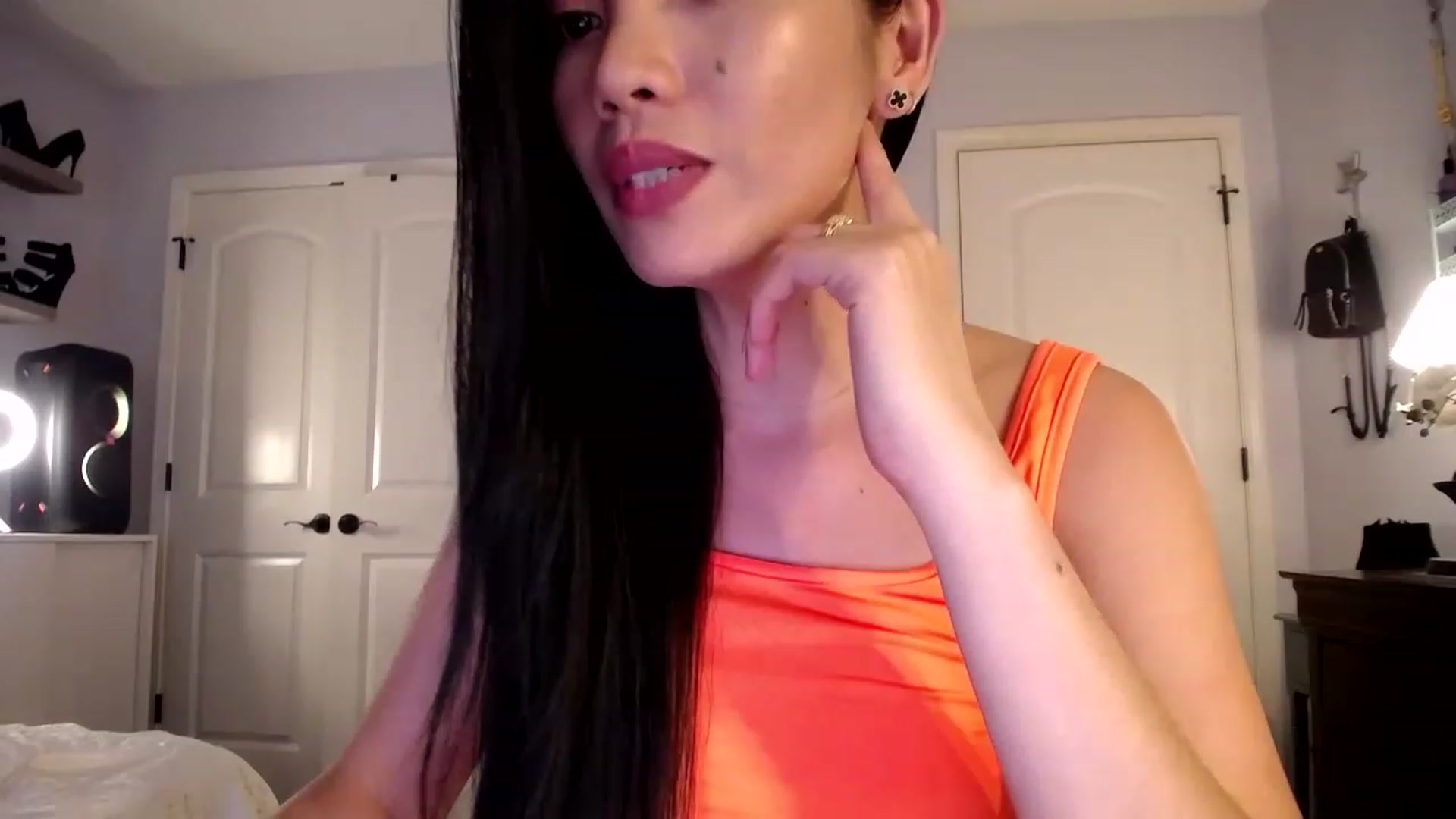 Gallery image thumbnail from AsianLuv_4U's myfreecams stream on, 05/11/2023, 18:30 image 11 of 20