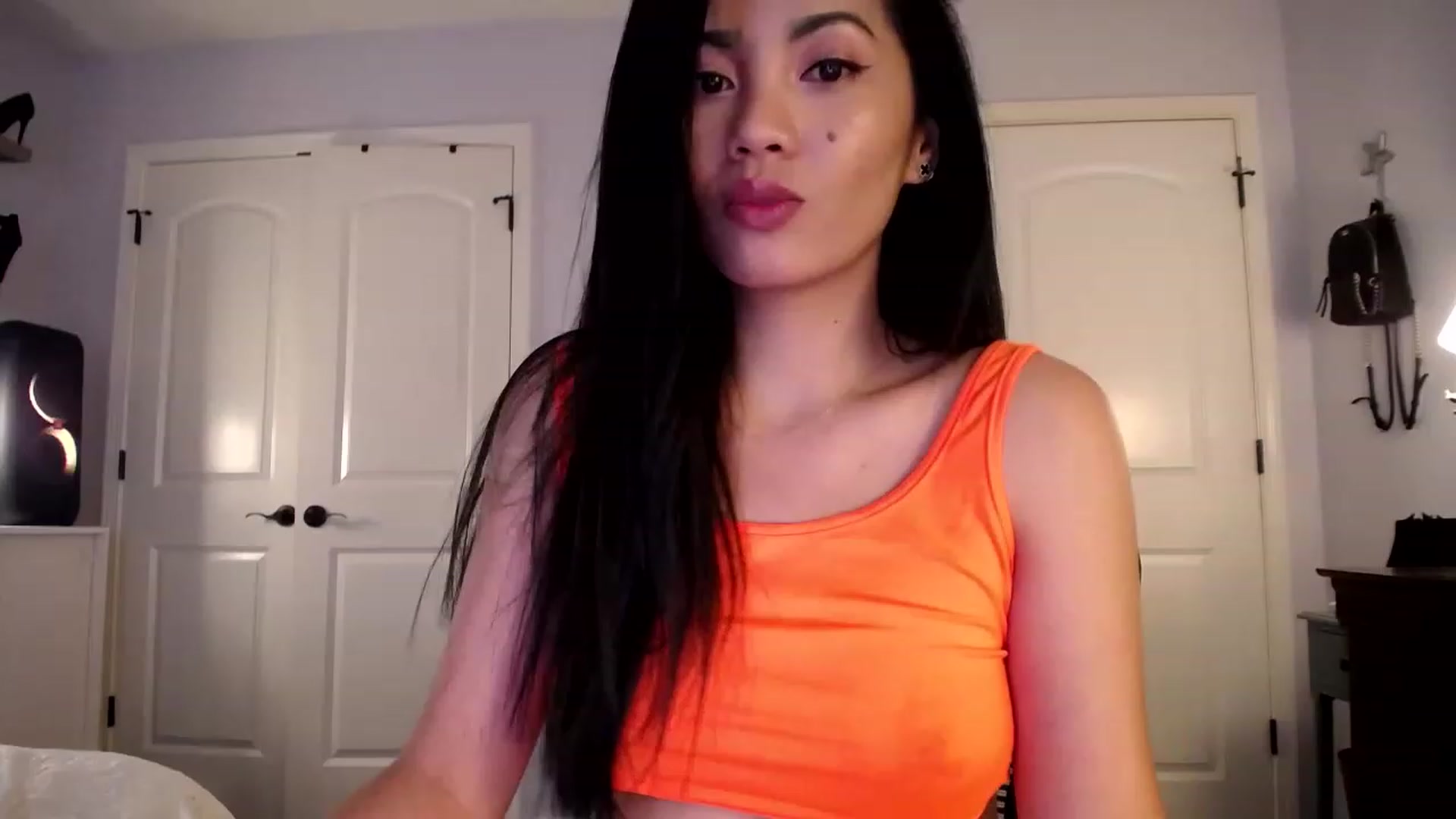 Gallery image thumbnail from AsianLuv_4U's myfreecams stream on, 05/11/2023, 19:43 image 8 of 20