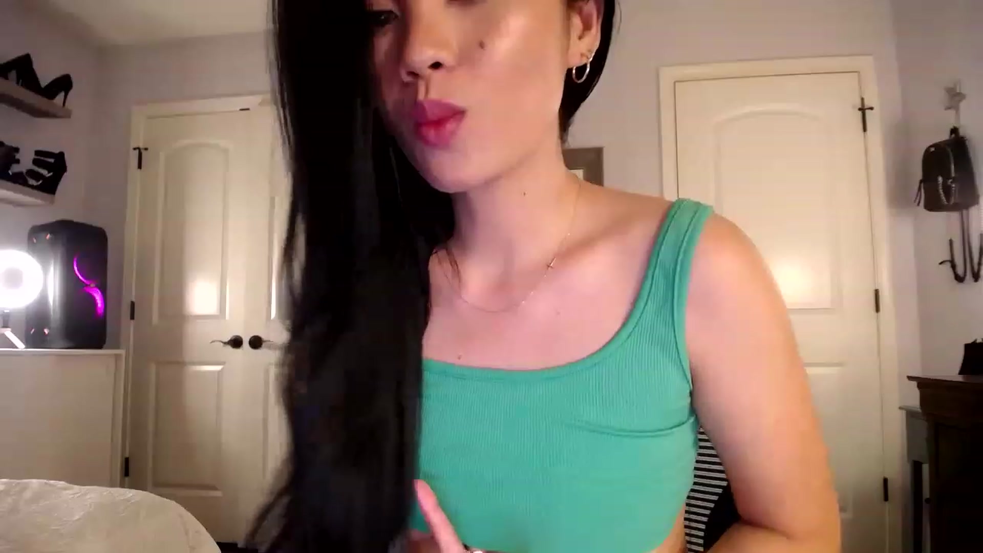 Gallery image thumbnail from AsianLuv_4U's myfreecams stream on, 05/13/2023, 24:48 image 18 of 20