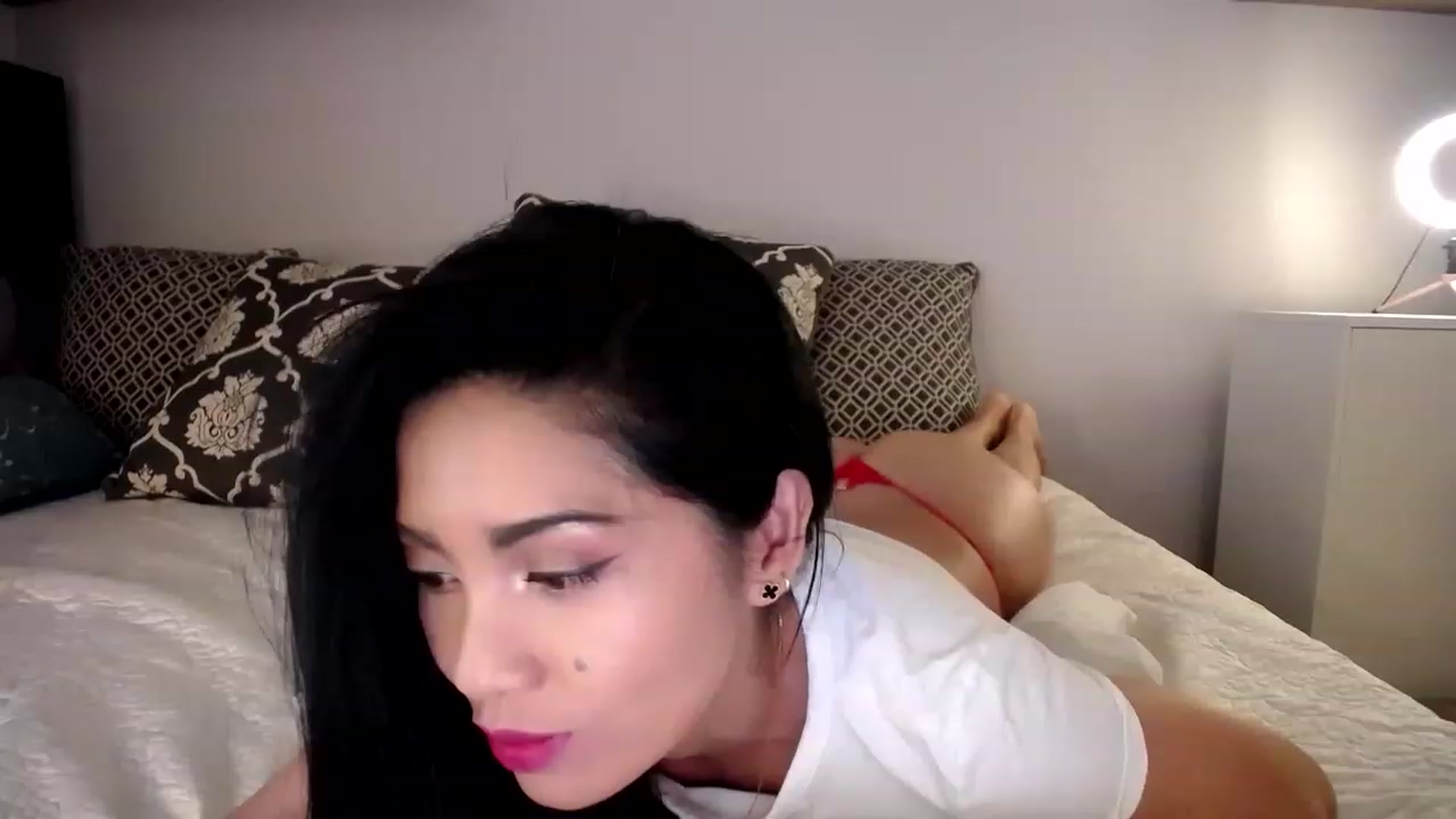 Gallery image thumbnail from AsianLuv_4U's myfreecams stream on, 07/31/2023, 16:29 image 2 of 20