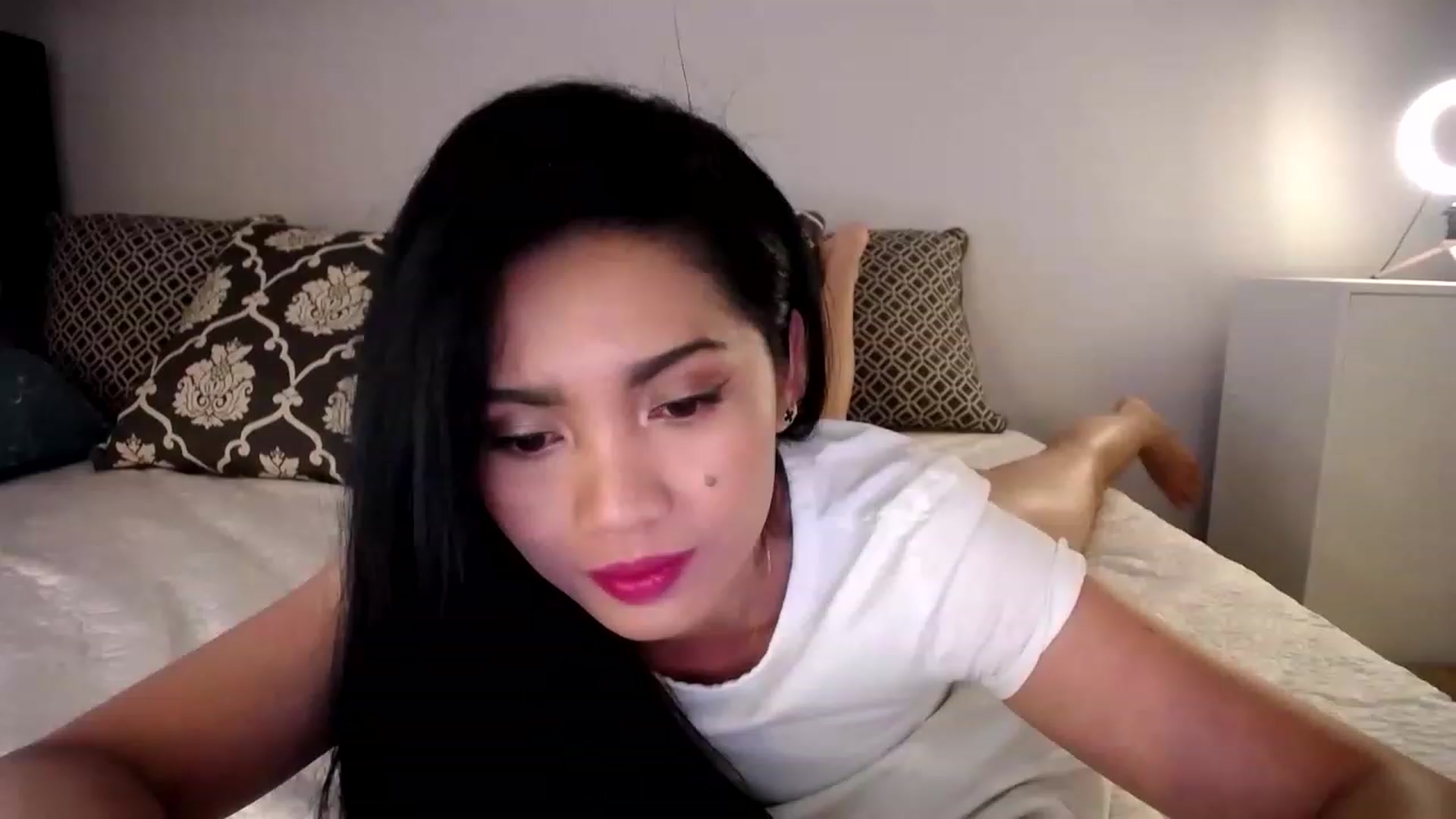 Gallery image thumbnail from AsianLuv_4U's myfreecams stream on, 07/31/2023, 16:29 image 8 of 20