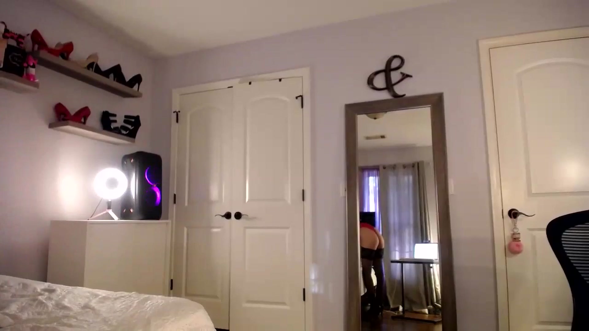 Gallery image thumbnail from AsianLuv_4U's myfreecams stream on, 08/25/2023, 23:15 image 12 of 20