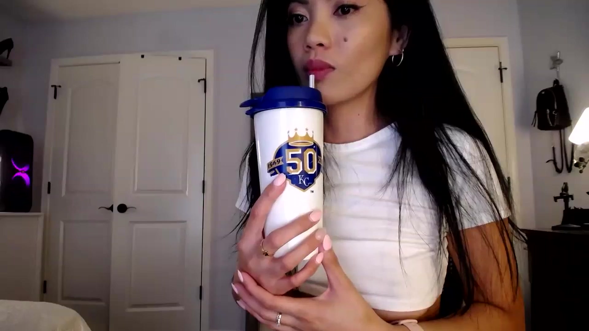 Gallery image thumbnail from AsianLuv_4U's myfreecams stream on, 09/14/2023, 17:56 image 11 of 20