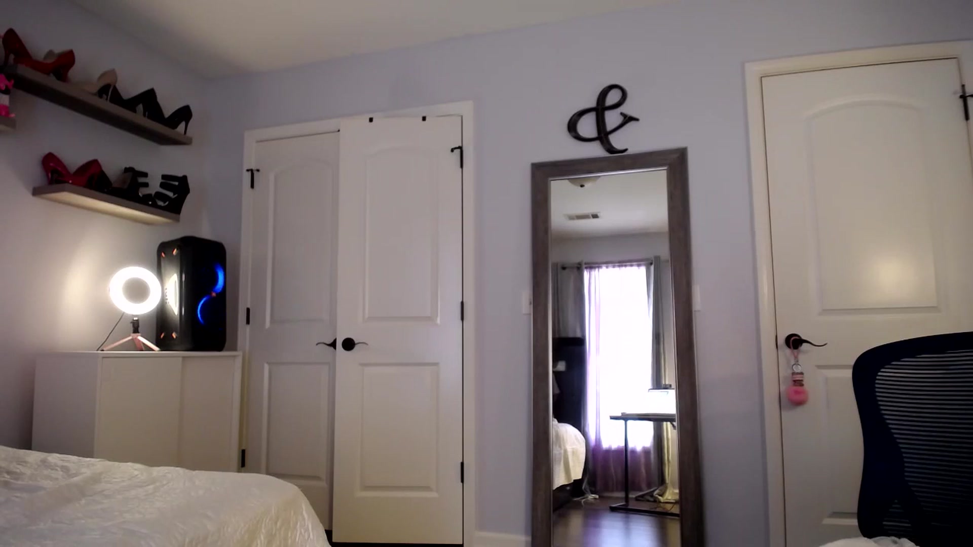 Gallery image thumbnail from AsianLuv_4U's myfreecams stream on, 09/14/2023, 18:17 image 11 of 20