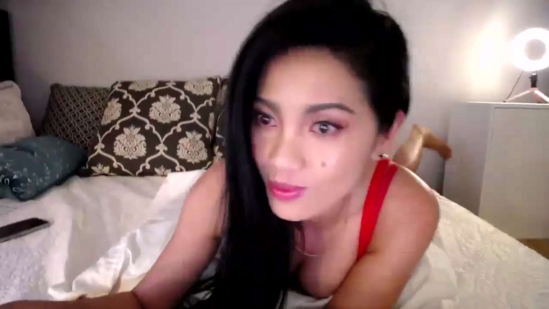 Gallery image thumbnail from AsianLuv_4U's myfreecams stream on, 09/25/2023, 17:43 image 6 of 20