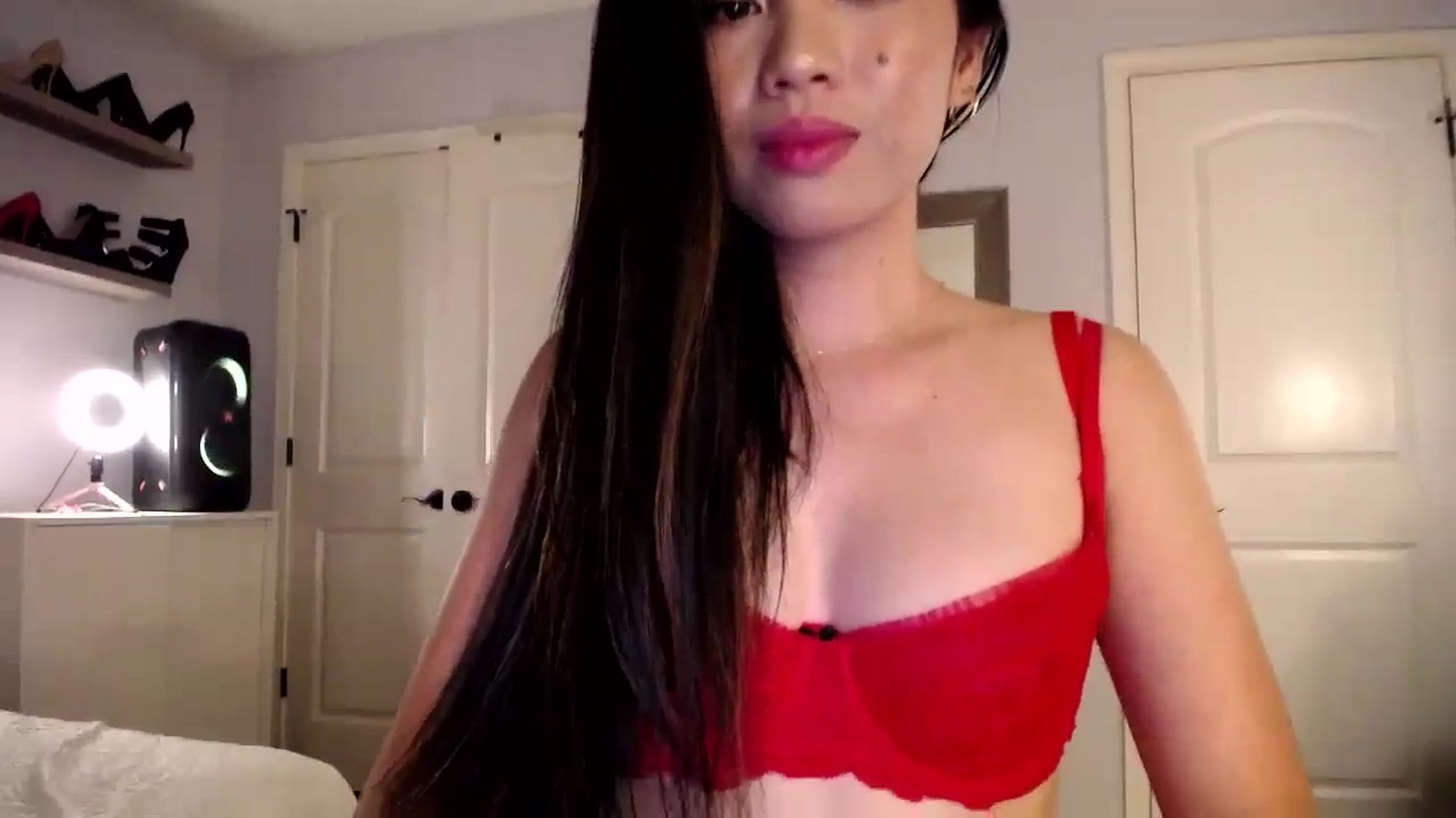 Gallery image thumbnail from AsianLuv_4U's myfreecams stream on, 11/13/2023, 01:46 image 18 of 20