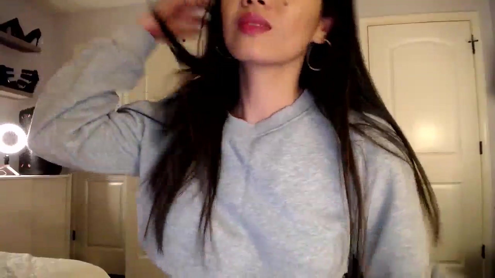 Gallery image thumbnail from AsianLuv_4U's myfreecams stream on, 12/12/2023, 01:37 image 14 of 20