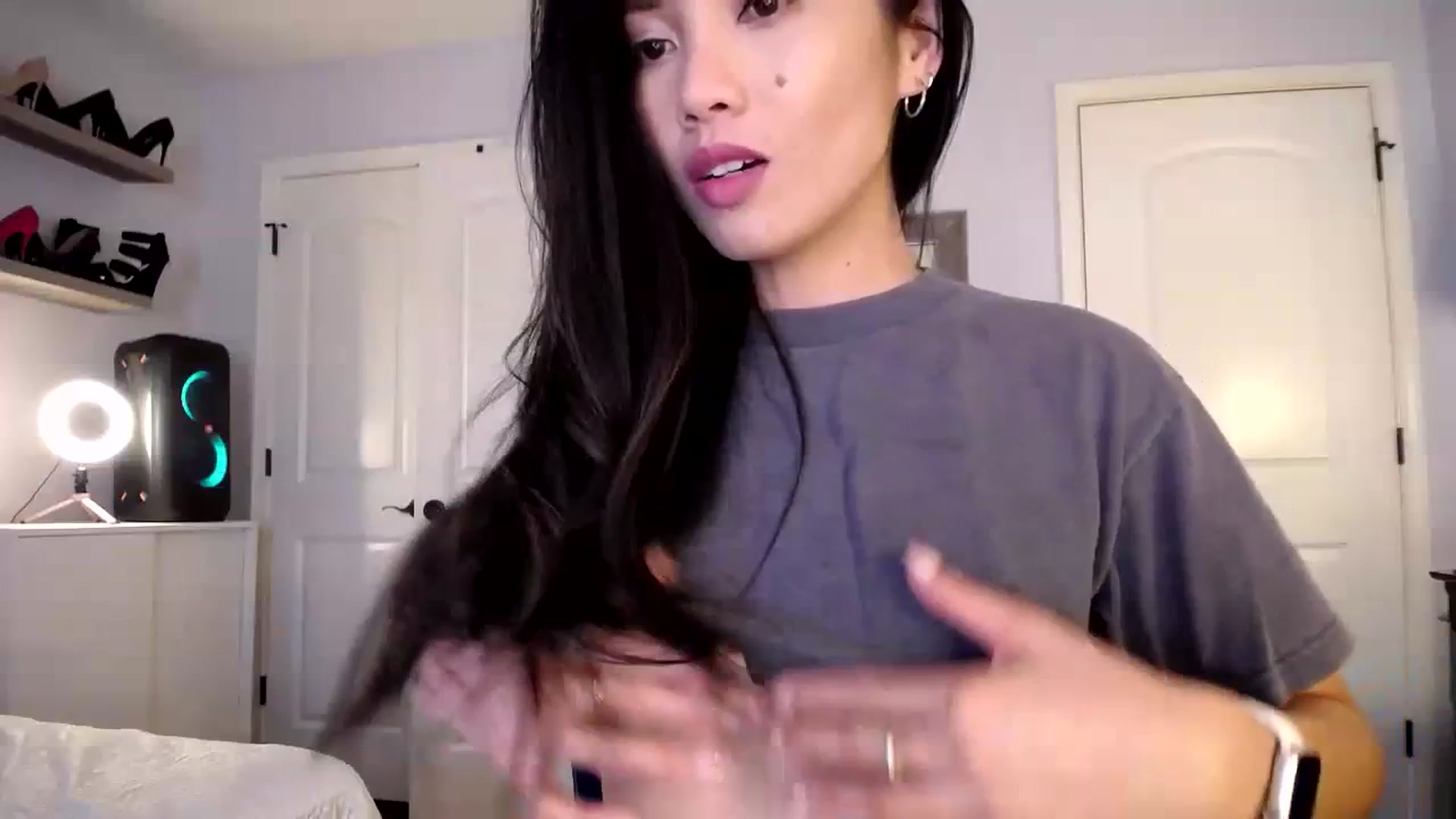 Gallery image thumbnail from AsianLuv_4U's myfreecams stream on, 02/05/2024, 16:36 image 17 of 20