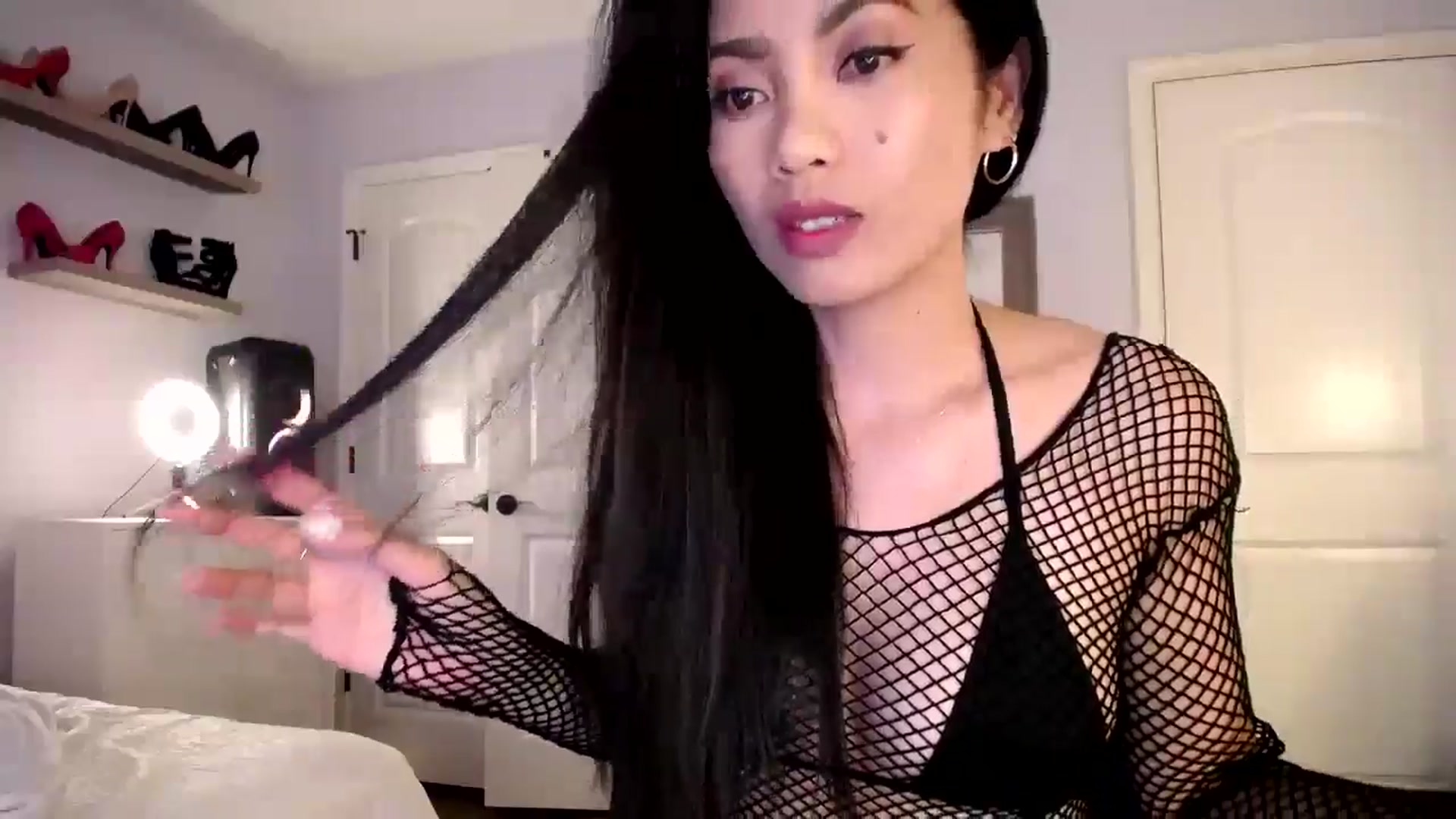 Gallery image thumbnail from AsianLuv_4U's myfreecams stream on, 07/11/2024, 18:58 image 15 of 20