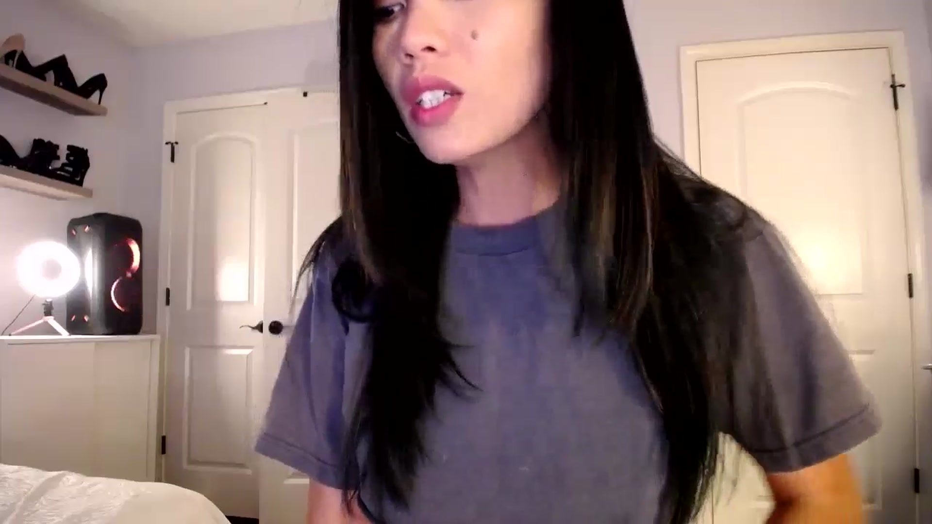 Gallery image thumbnail from AsianLuv_4U's myfreecams stream on, 09/12/2024, 18:07 image 14 of 20