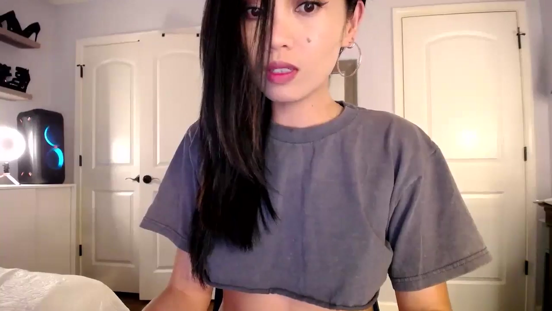 Gallery image thumbnail from AsianLuv_4U's myfreecams stream on, 09/12/2024, 18:07 image 3 of 20