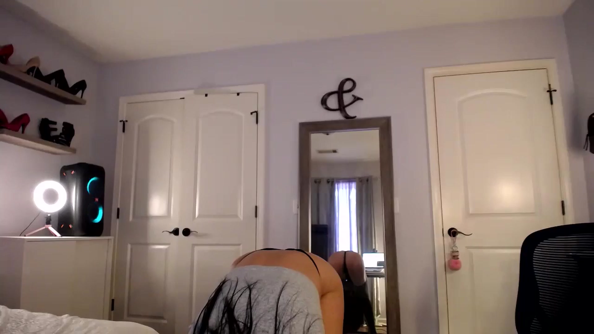 Gallery image thumbnail from AsianLuv_4U's myfreecams stream on, 09/19/2024, 16:56 image 14 of 20