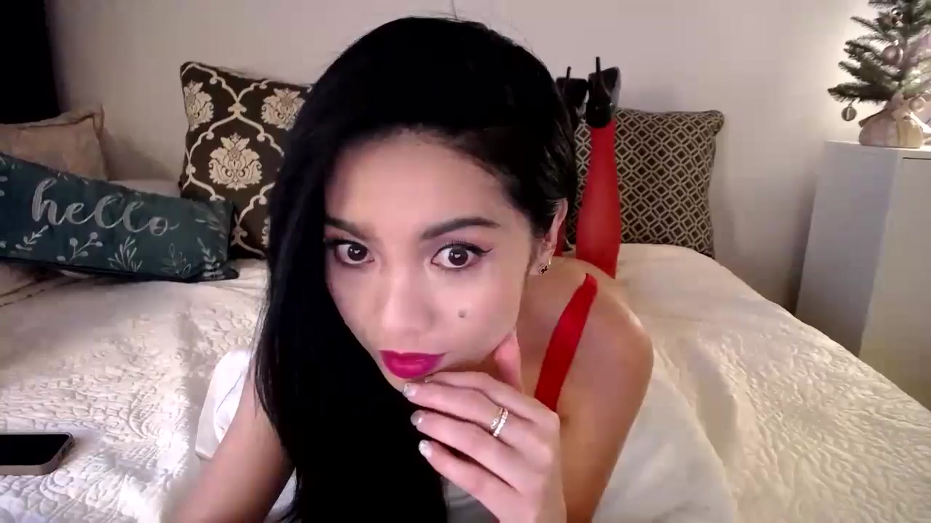 Gallery image thumbnail from AsianLuv_4U's myfreecams stream on, 12/23/2024, 18:31 image 4 of 20