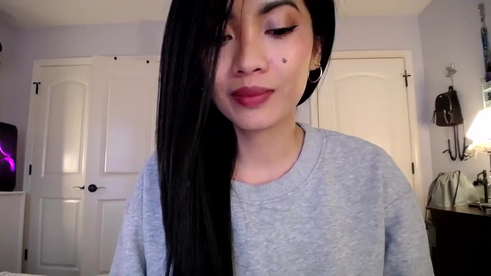 Gallery image thumbnail from AsianLuv_4U's myfreecams stream on, 01/09/2025, 19:12 image 18 of 20