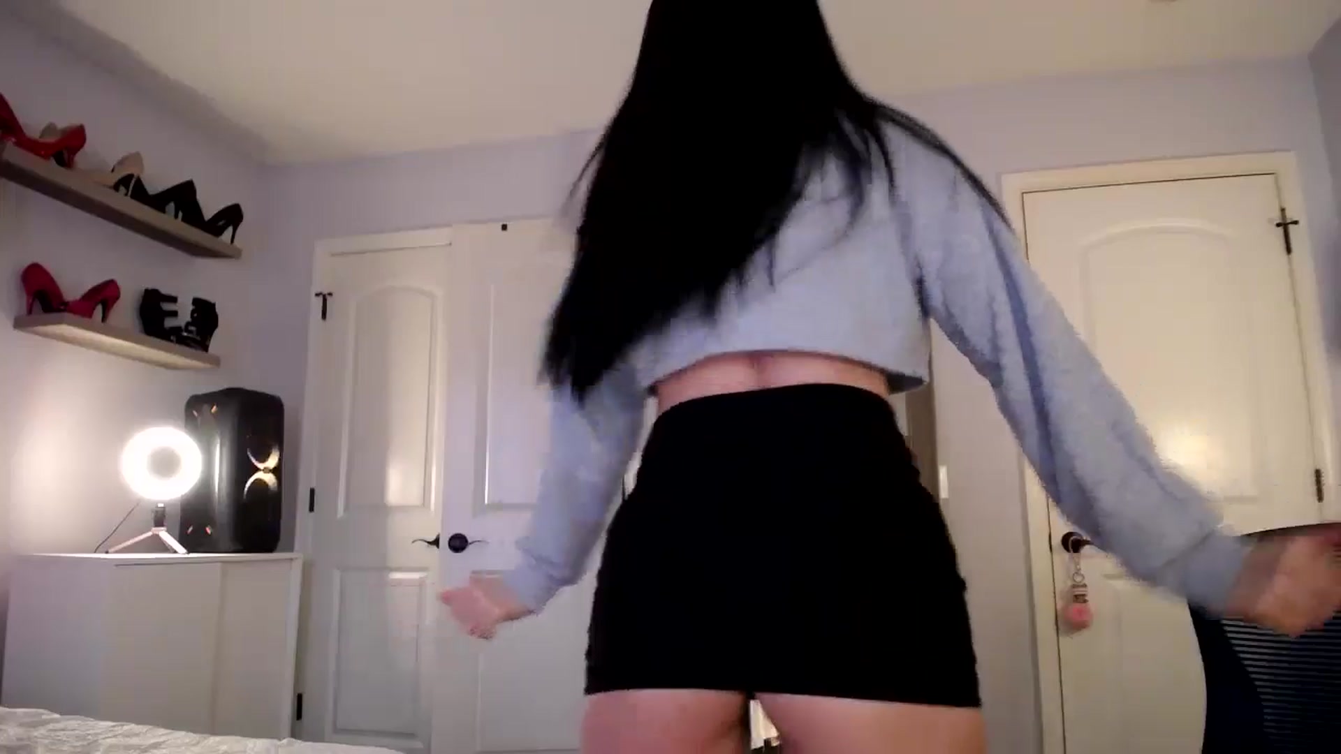 Gallery image thumbnail from AsianLuv_4U's myfreecams stream on, 01/09/2025, 19:38 image 7 of 20