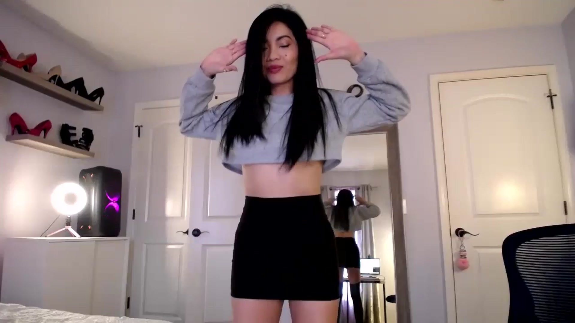 Gallery image thumbnail from AsianLuv_4U's myfreecams stream on, 01/09/2025, 19:38 image 4 of 20