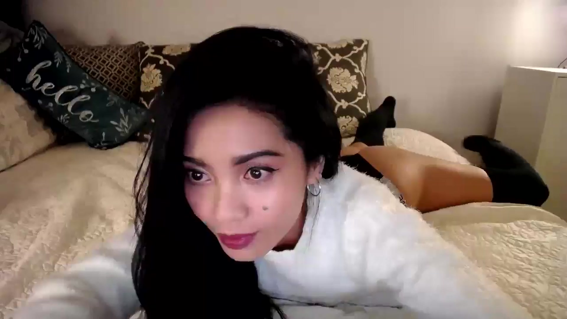 Gallery image thumbnail from AsianLuv_4U's myfreecams stream on, 01/30/2025, 16:31 image 14 of 20